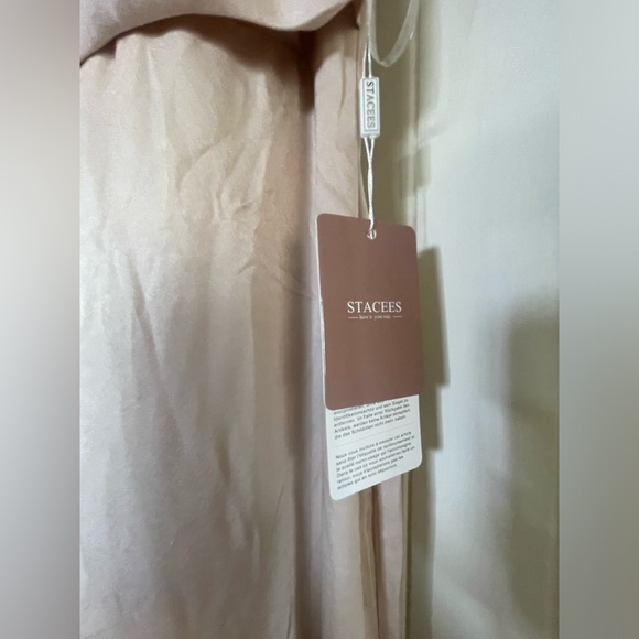 NEW NEVER WORN - Picture 2 of 8